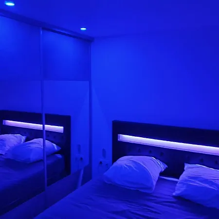 2cap D'agde Naturiste Grand T2 De Standing Avec Garage Privé