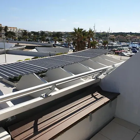 207 Cap D'agde Naturiste Grand T2 De Standing Avec Garage *