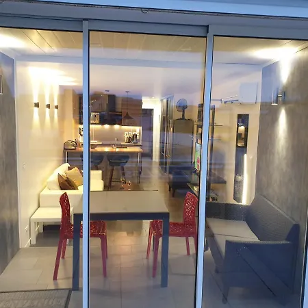 207 Cap D'agde Naturiste Grand T2 De Standing Avec Garage Apartment *